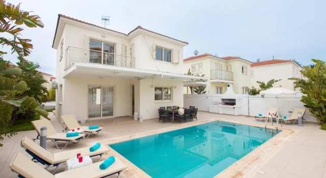Вилла Pernera Holiday Villa 588