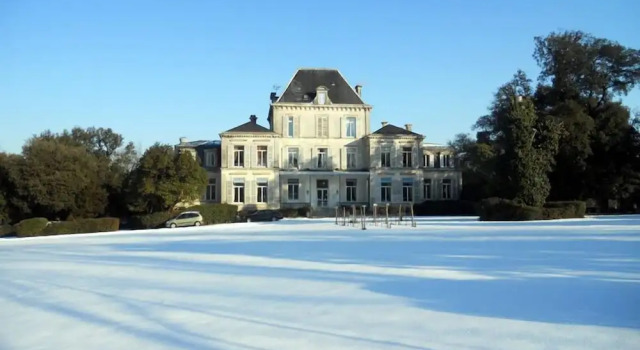Hotel Domaine du Breuil, Забронировать Отель Отели в центре Коньяка, в центре, Парковка, Завтраки, Завтраки