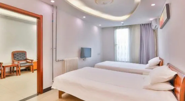 Люкс Heston Platinum Palace Hotel(Beijing Aerospace General Hospital Donggaodi Subway Station)