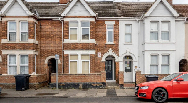 Studio Flat in Bedford Near Hospital & Stations, Varaa Huoneisto Asunnot kohteessa Merseyside, Huoneisto