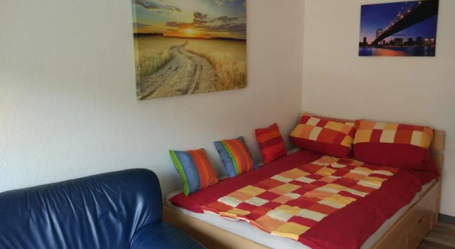 Ferienappartement Trier, Забронировать Отель Трир Trier-Saarburg, рядом с Kapelle Zum Kreuzchen
