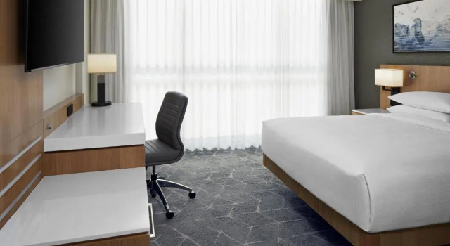 Двухместный номер Standard Delta Hotels Calgary Airport In-Terminal