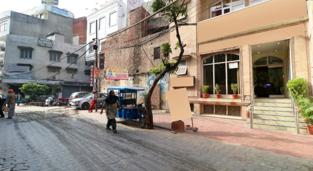 OYO 24073 Hotel Hari Darshan