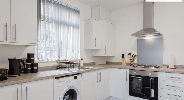 New Immaculate 5bed - Parking - City Links - 5 By Hinkley Homes Short Lets & Serviced Accommodation, Забронировать Отель Отели Ливерпуля с завтраком, рядом с Liverpool Football Club, Завтраки
