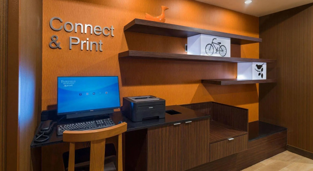 Best Western Cristata Inn, Varaa Hotelli Hotellit New England uima-altaalla, Uima-allas