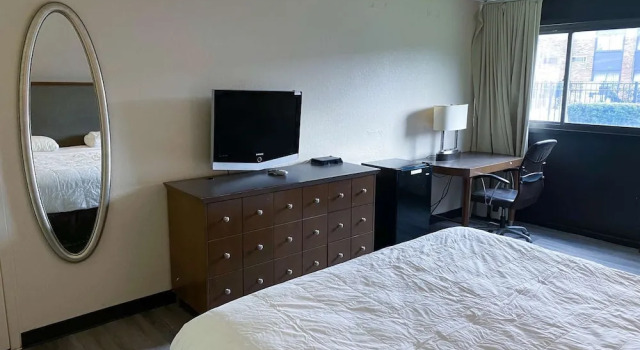 Quality Inn Rochester Airport, Buchen Sie Hotel Rochester Finger Lakes