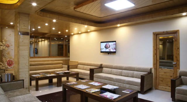 The Holiday Heights Manali, Забронировать Отель Отели Манали с завтраком, Завтраки