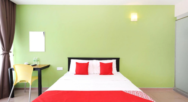 Двухместный номер Deluxe OYO 816 Hotel De Kiara
