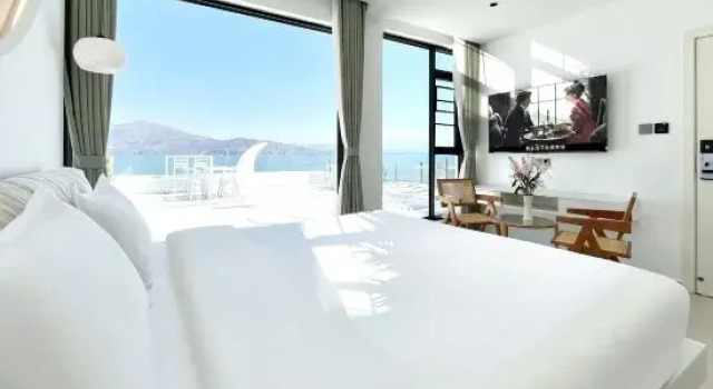 Люкс Dali Guanhaige Sunrise Seaview Homestay