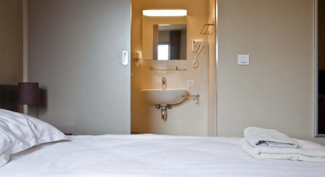Het Leerhof, Prenota Hotel Brakel 