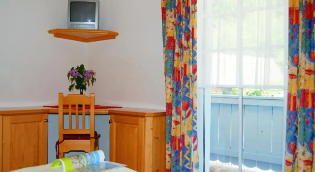 Cafe Pension Kitzer, Rezerwuj Hotel Haus im Enstal Liezen