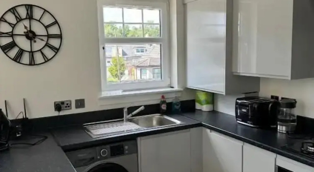 Glass Street Apartment