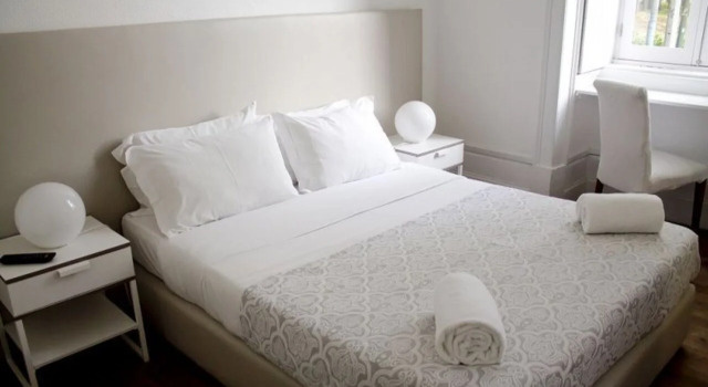 WW Hostel & Suites