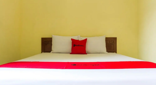 Reddoorz Near Grage City Mall 2, Rezervovat Hotel North Cirebon West Java