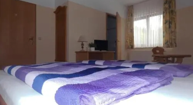 Gasthaus am Waldbad, Book Hotel Wutha-Farnroda Thuringian Forest