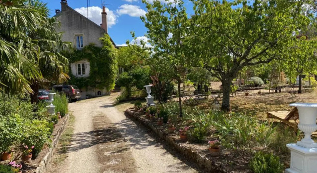 Коттедж c 1 комнатой Maison dhôtes des Perrières