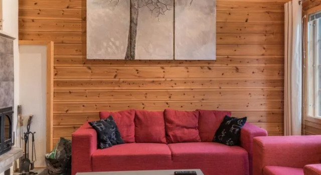 Holiday Home Aurinko-saga, Buchen Sie Ferienhaus Hotels in Lappland mit Parkplatz, Parkplätze