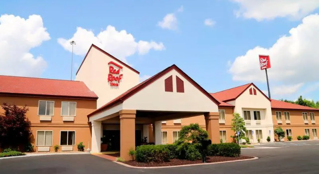 Кровать в общем номере Red Roof Inn London I-75