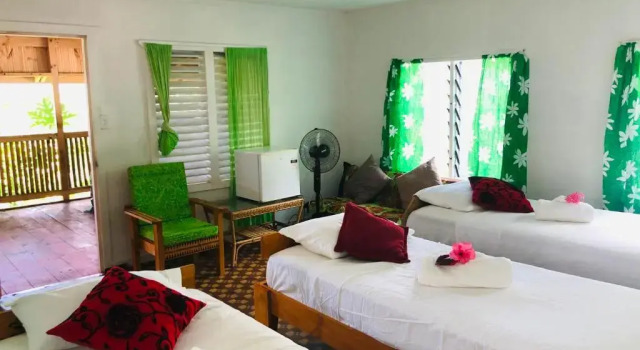 Apaula Heights Lounge