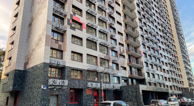 Sunny Days on Sosnovaya Street 2 building 4, Rezervovat Apartmán Hotely v Lyuberetsky District s parkováním, Parkování