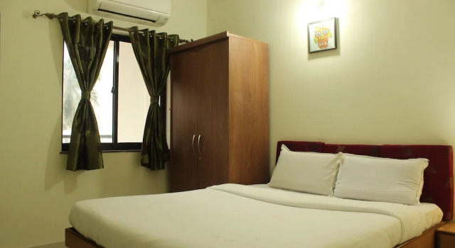 OYO 9163 Home 1BHK Poolview LPK Club Candolim, Prenota Hotel Hotel a Goa con parcheggio, Parcheggio