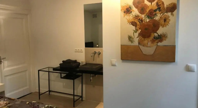 Номер Standard B&B Midtown Amsterdam suites