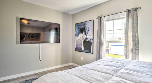Pet-friendly Indianapolis Townhome w/ Yard!, Prenota Appartamento Hotel a Indiana con parcheggio, Parcheggio