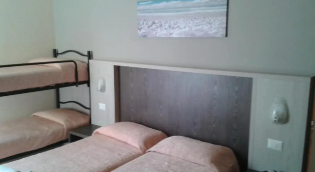 Четырёхместный номер Standard Hotel Senyor