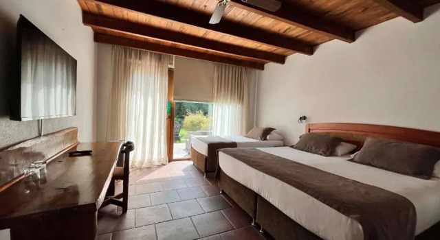 Трёхместный номер Superior Hotel Pucon Green Park