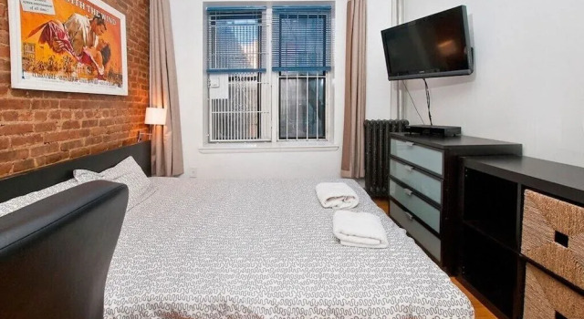 Chic & Modern 2 BR on Upper East Side, Забронировать Отель Отели Нью-Йорка с бассейном, рядом с Mount Sinai Hospital Jackson Heights, Бассейн