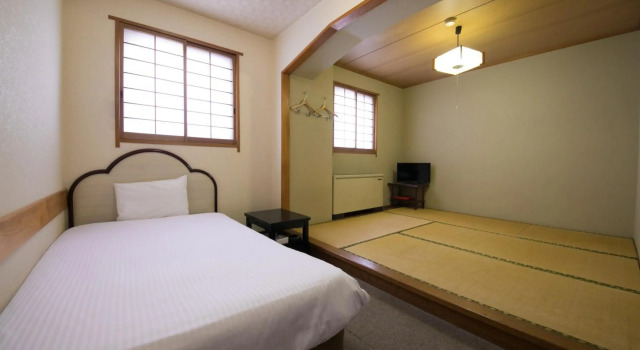 Heiwadai Hotel Otemon