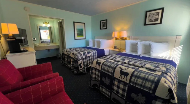 Четырёхместный номер Standard Мансарда с частичным видом American Boutique Inn - Lakeview