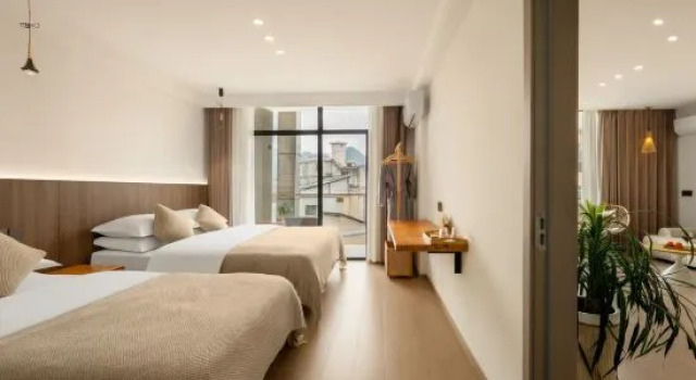 Люкс Yushi Shanshe Homestay (Huangguoshu National Park Branch)