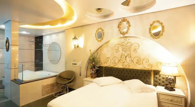 Golden Motel