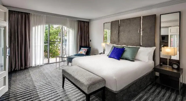 Номер Standard с балконом InterContinental Sydney Double Bay by IHG