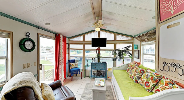 Waterfront W/ Deck & 2 Pools 1 Bedroom Condo, Забронировать Апартаменты/квартира Порт-Изабель Rio Grande Valley