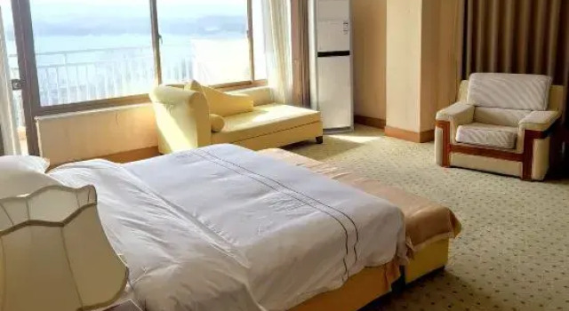 Люкс Deluxe Jinshuiwan Holiday Resort