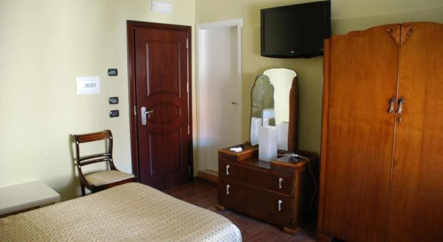 Zia Carmela, Book Hotel Hoteller i Montella med pool, Swimmingpool