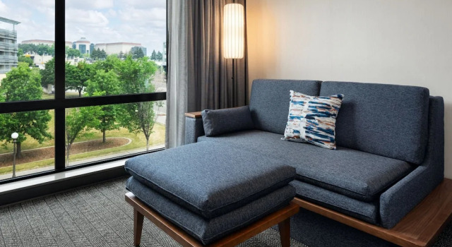 Люкс Courtyard by Marriott St Paul Downtown