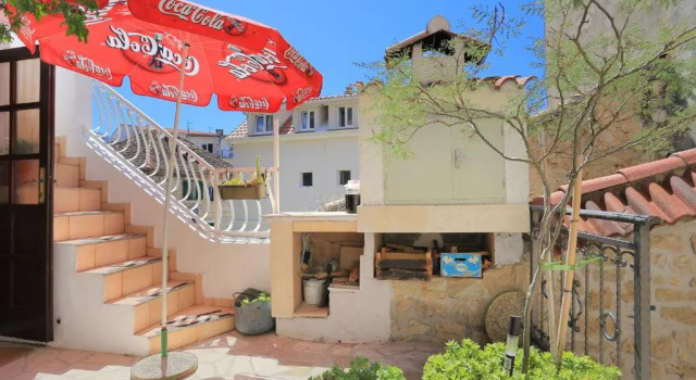 Apartments with WiFi Makarska - 19038, Забронировать Апартаменты/квартира Апартаменты Макарска, рядом с Набережная Рива (Макарска), Апартаменты/квартира