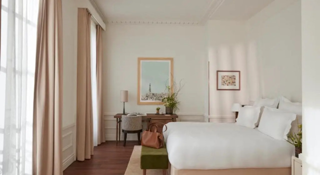 Полулюкс Maison Delano Paris