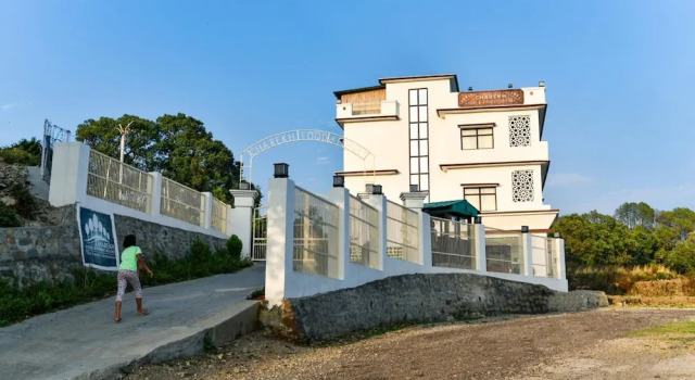 Charekh Food & Forest, Rezervovat Hotel Kotdwara Uttarakhand