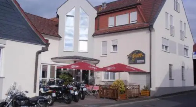Landhotel Weining, Prenota Hotel Schluechtern 