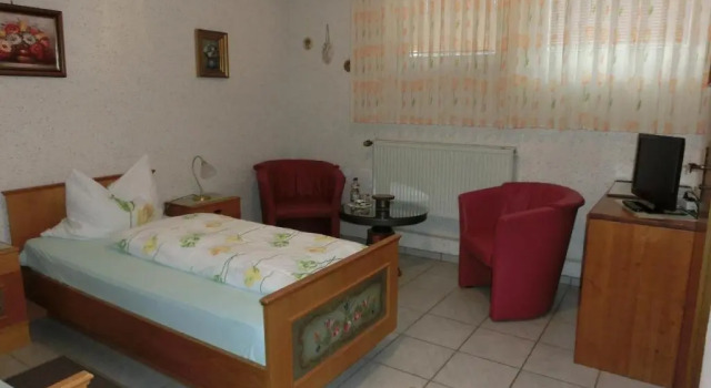 Pfaelzer Stuben, Rezervovat Hotel Landstuhl 
