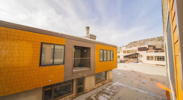 Edgewater 1444