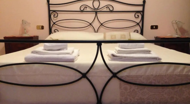 Bed and Breakfast Il Cappero, Book Hotel Rapolano Terme Crete Senesi