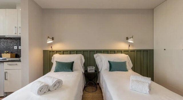 Студия Feel Porto Wine Essence Apartments