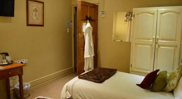 Двухместный номер Standard Le Chateau Guest House and Conference Centre