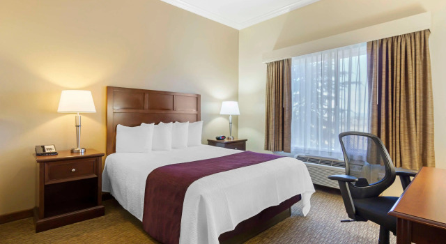Best Western Plus Grapevine Inn, Book Hotel Sunnyside Yakima Valley