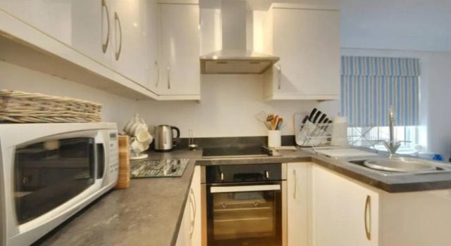 Апартаменты Stunning apartment with 2 bedrooms, 2 en-suites, private parking